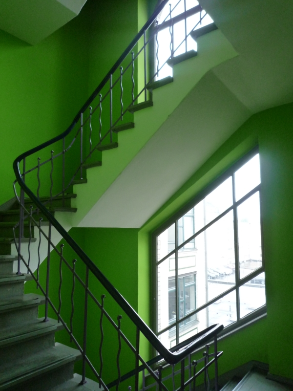 La seule alternative : l’escalier vert